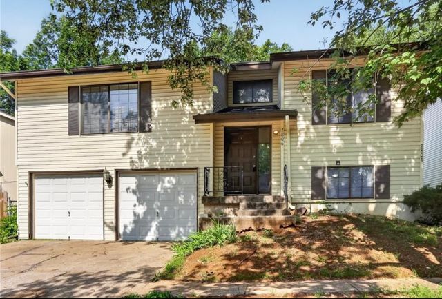 7804 N  Oregon Ave, Kansas City, MO 64151