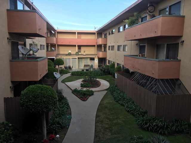 805 Glenway Dr #217, Inglewood, CA 90302