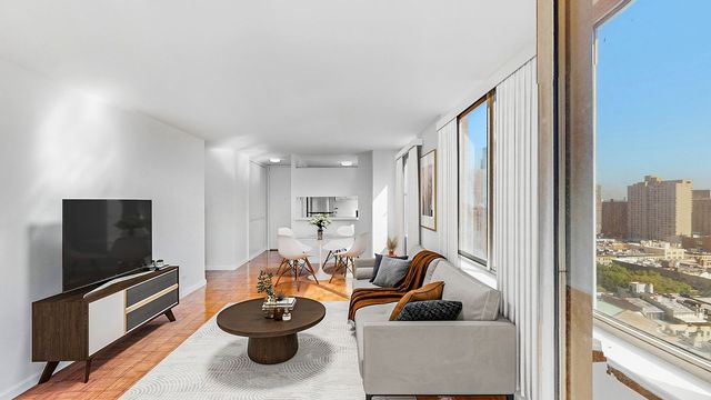 200 E  89th St #16G, New York, NY 10128