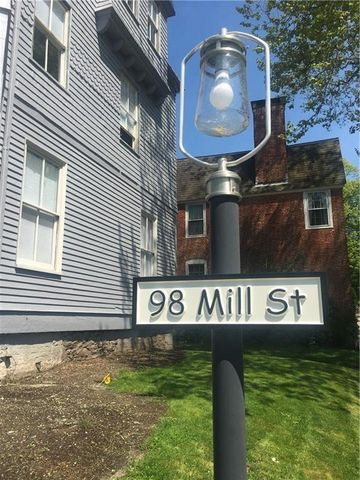 98 Mill St   #3, Newport, RI 02840