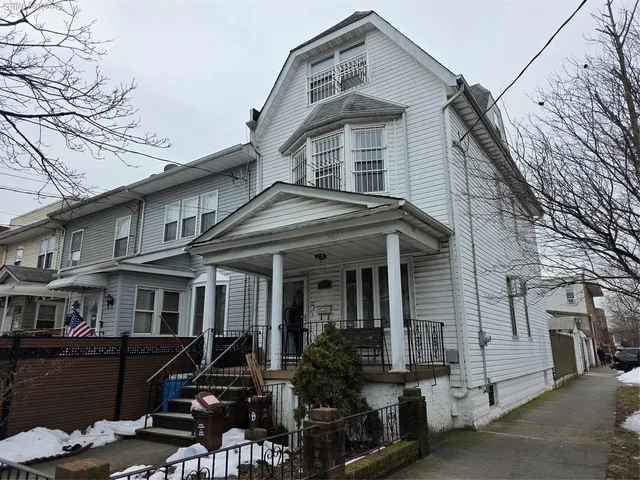 9102 96th Street, Woodhaven, NY 11421
