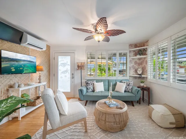 45-680 Apuakea St, Kaneohe, HI 96744