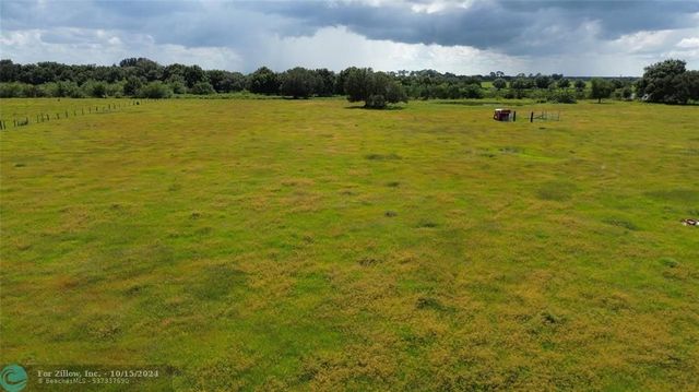540 Graham Dairy Road, Venus, FL 33960