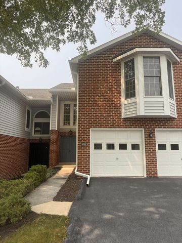 4282 Wimbledon Dr, Harrisburg, PA 17112