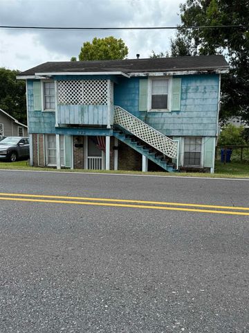 722 Bayou Rd, Thibodaux, LA 70301