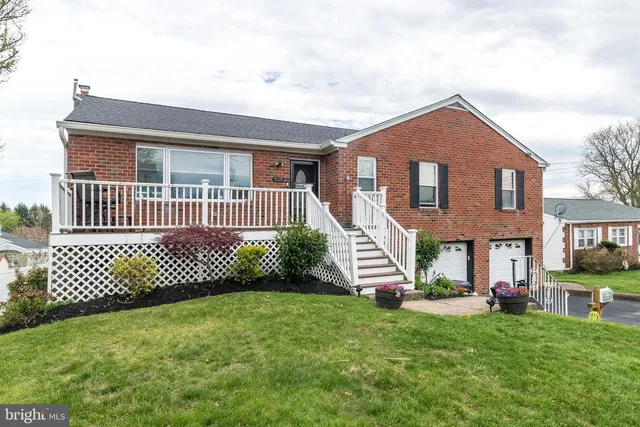 1223 Boone Ave, Abington, PA 19001