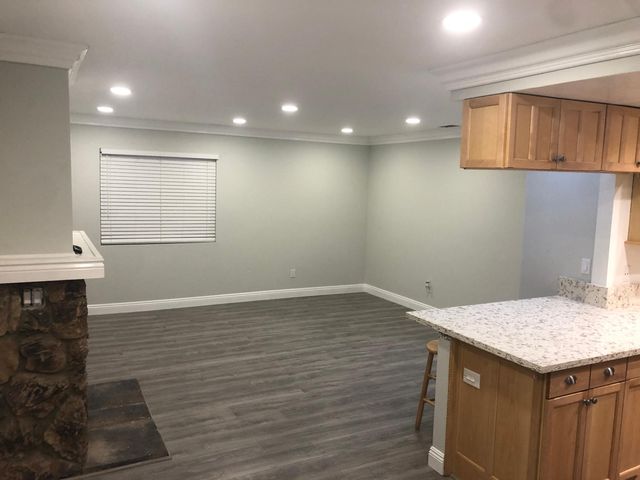502 Spring Rd #128, Moorpark, CA 93021