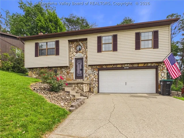 146A Timberlake Cir, Scott Depot, WV 25560