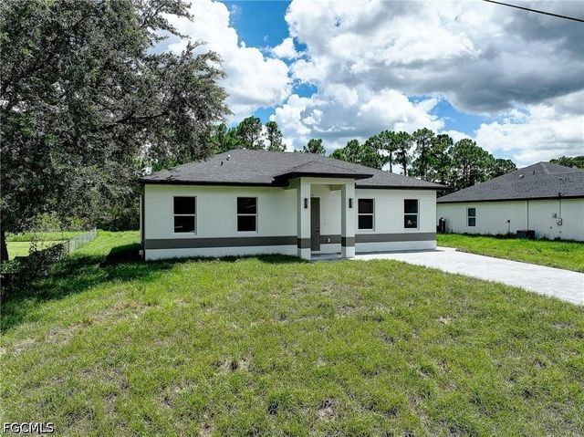 940 Lakeside Dr, Lehigh Acres, FL 33974