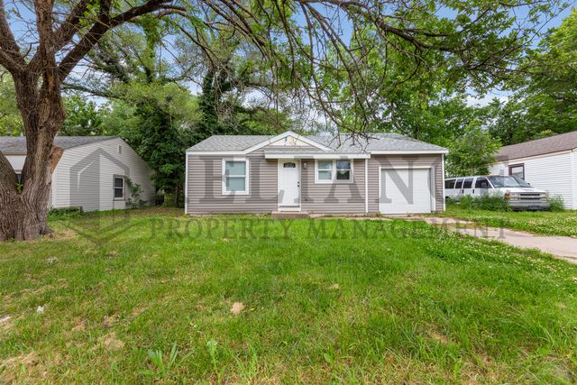 1041 S  Christine Rd, Wichita, KS 67218