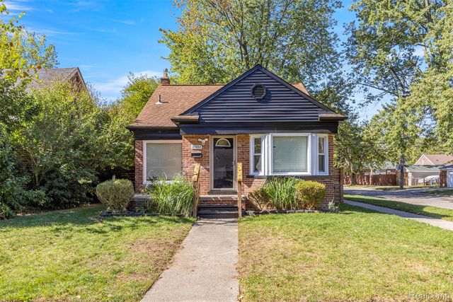 10053 Riverdale Ave, Redford, MI 48239