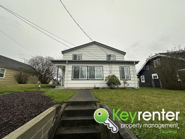1520 S  56th St #1, Tacoma, WA 98408