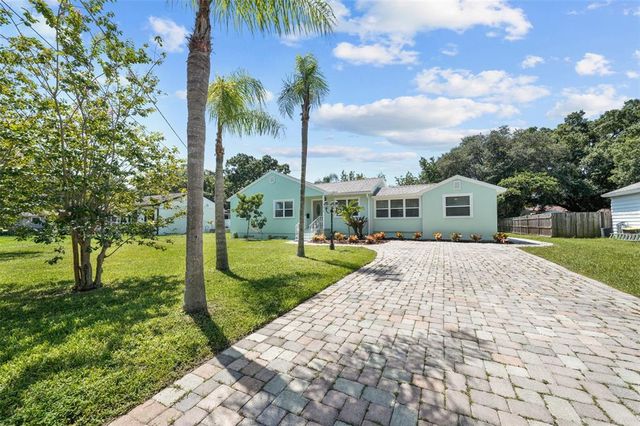 814 W  Indiana Ave, Tampa, FL 33603