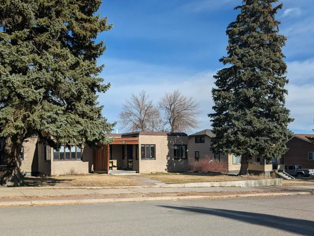 727 Main St, Shelby, MT 59474