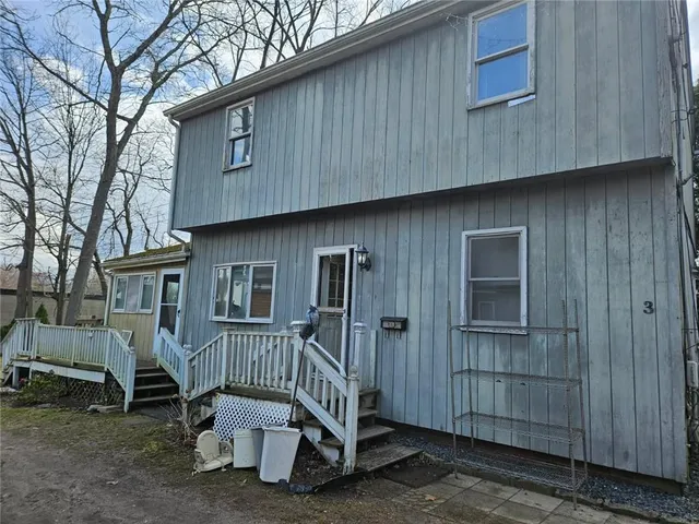 3R Buttonwood Ter, Attleboro, MA 02703