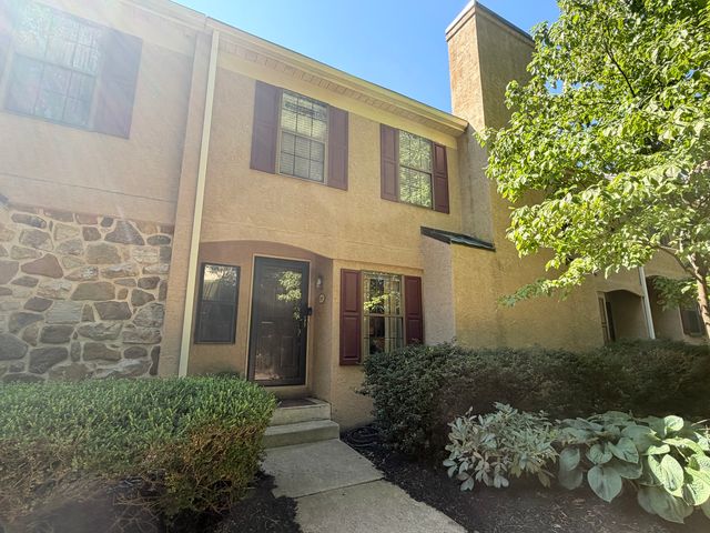 767 Scotch Way #73, West Chester, PA 19382