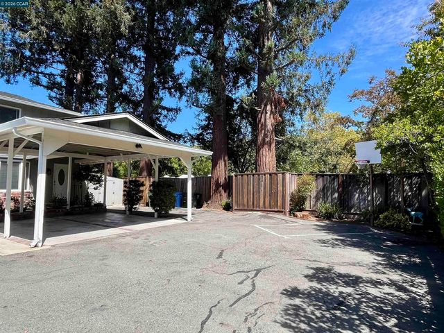 218 El Dorado Ave, Danville, CA 94526