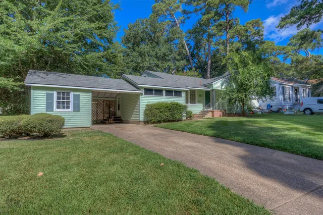 3956 Richardson Ave, Shreveport, LA 71106