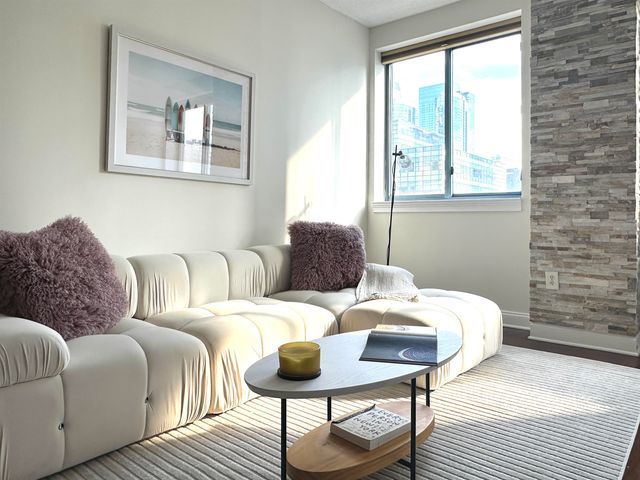 311 Washington St #6C, Jersey City, NJ 07302