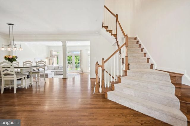 13506 Flowerfield Dr, Potomac, MD 20854