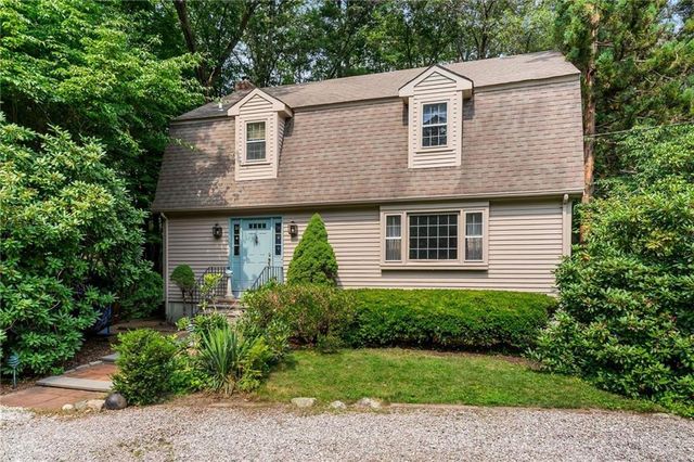 105 Newell Dr, Cumberland, RI 02864