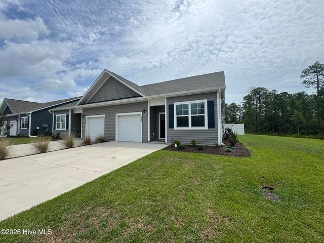 4293 Coralbead Ln, Leland, NC 28451