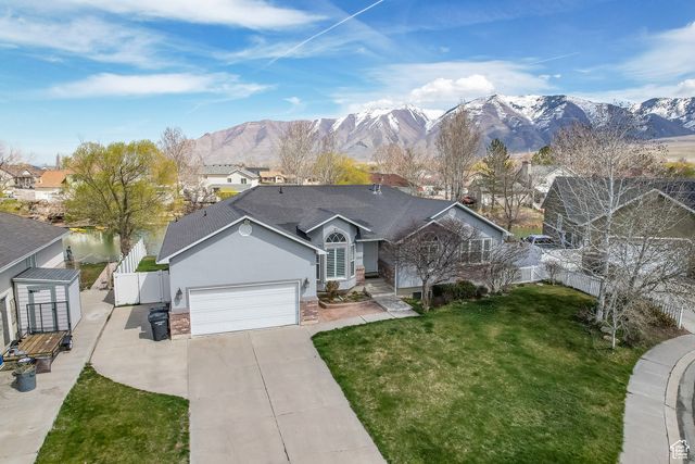 223 Lakeview Dr, Stansbury Park, UT 84074