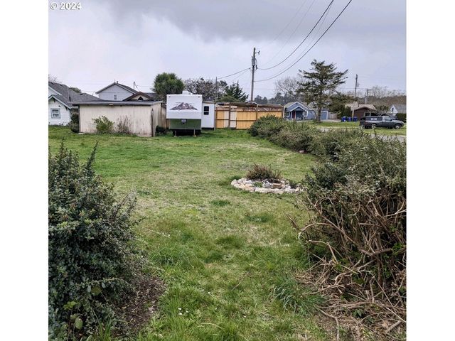 SE Lot 351 St, Lincoln City, OR 97367
