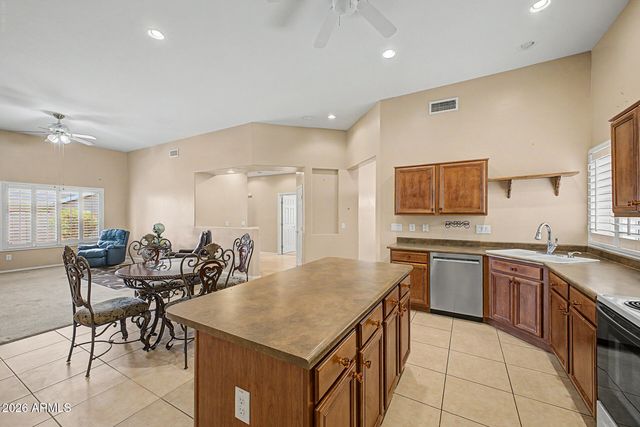 3386 E THORNTON Avenue, Gilbert, AZ 85297