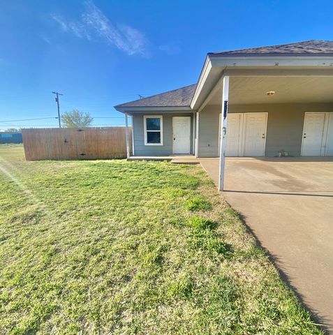 519 42nd St #A, Lubbock, TX 79404
