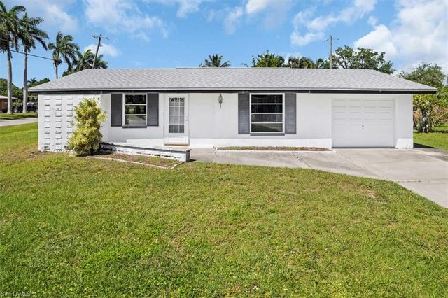 332 Rockledge Rd, Fort Myers, FL 33905