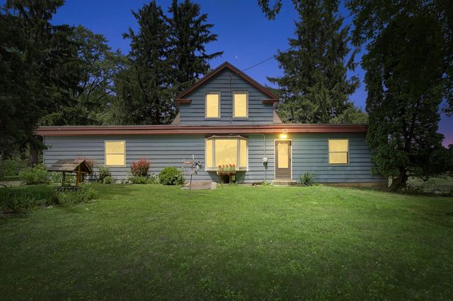 W127S8776 North Cape ROAD, Muskego, WI 53150