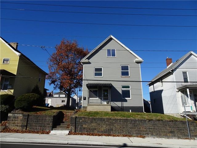 117 S  4th St, Youngwood, PA 15697