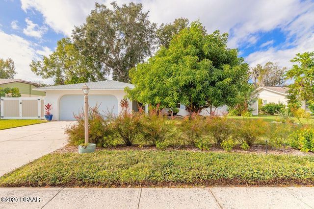 3446 Country Manor Dr, Port Orange, FL 32129