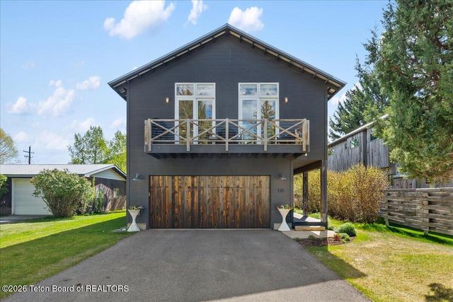 120 MOOSE ST, JACKSON, WY 83001