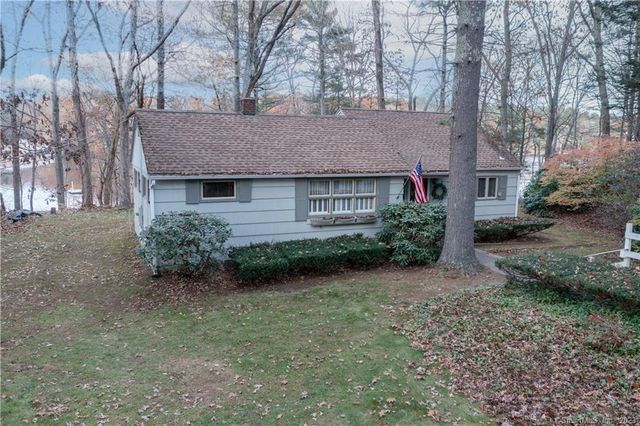 98 Rill Brook Rd, Griswold, CT 06351