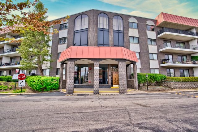 4901 Golf Rd #310, Skokie, IL 60077