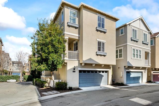 94538 Homes For Sale & 94538 Real Estate - 73 Homes | Trulia