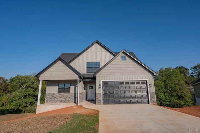 1130 Live Oak Dr, Forest, VA 24551
