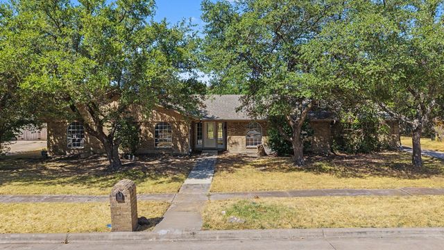 4109 Keele Dr, Garland, TX 75041