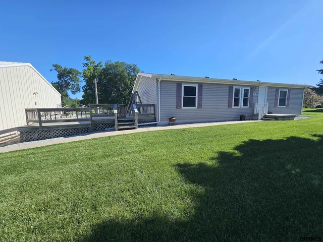 116 E  George St, Clay Center, NE 68933