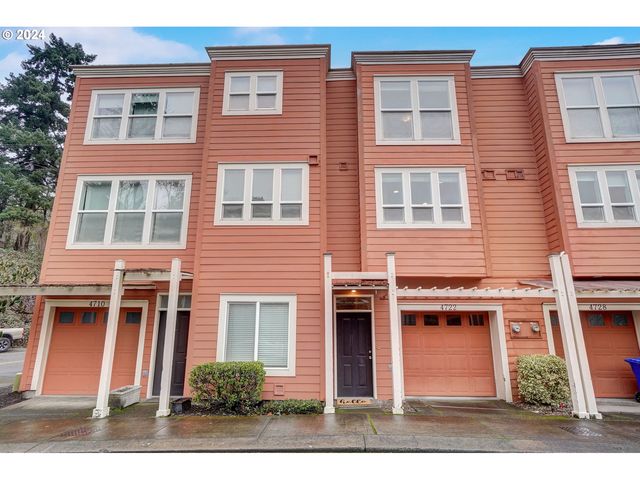 4722 SW View Point Ter, Portland, OR 97201