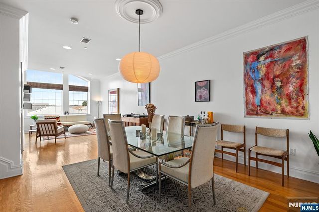 88 Saint Francis St #3C, Newark, NJ 07105