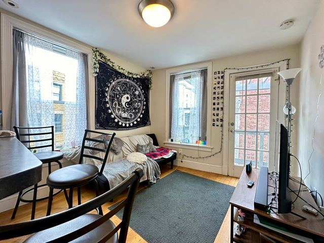 838 Huntington Ave #6, Boston, MA 02115