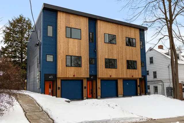 41 Adams Street, Burlington, VT 05401