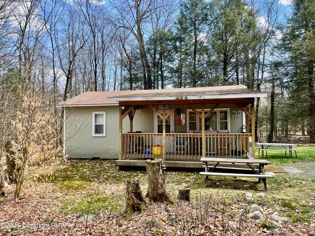 47 Red Wing Path, Gouldsboro, PA 18424