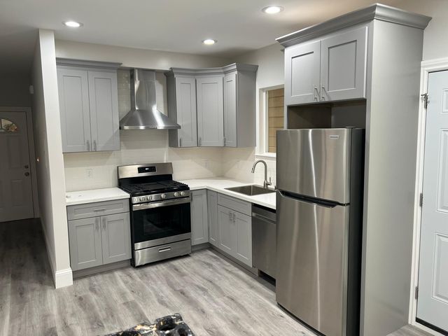 973 Haight St #2, San Francisco, CA 94117