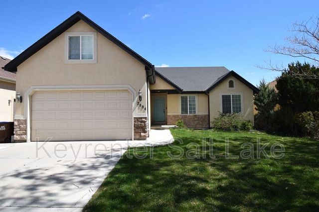 7884 N  Ruby Valley Dr, Eagle Mountain, UT 84005