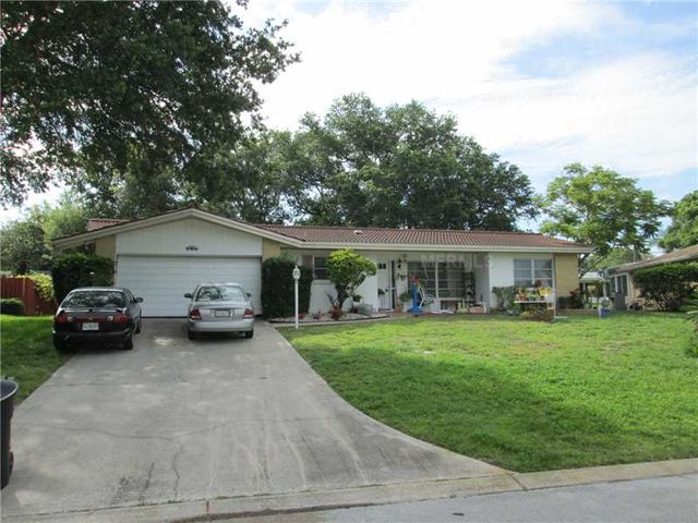1631 Picardy Cir, Clearwater, FL 33755