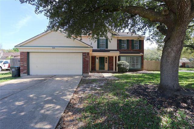 4009 Spring Branch Dr   E, Pearland, TX 77584